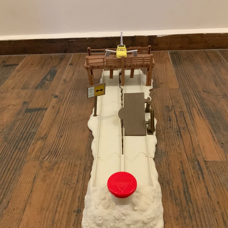 Hot Wheels + Cars pista playa 2