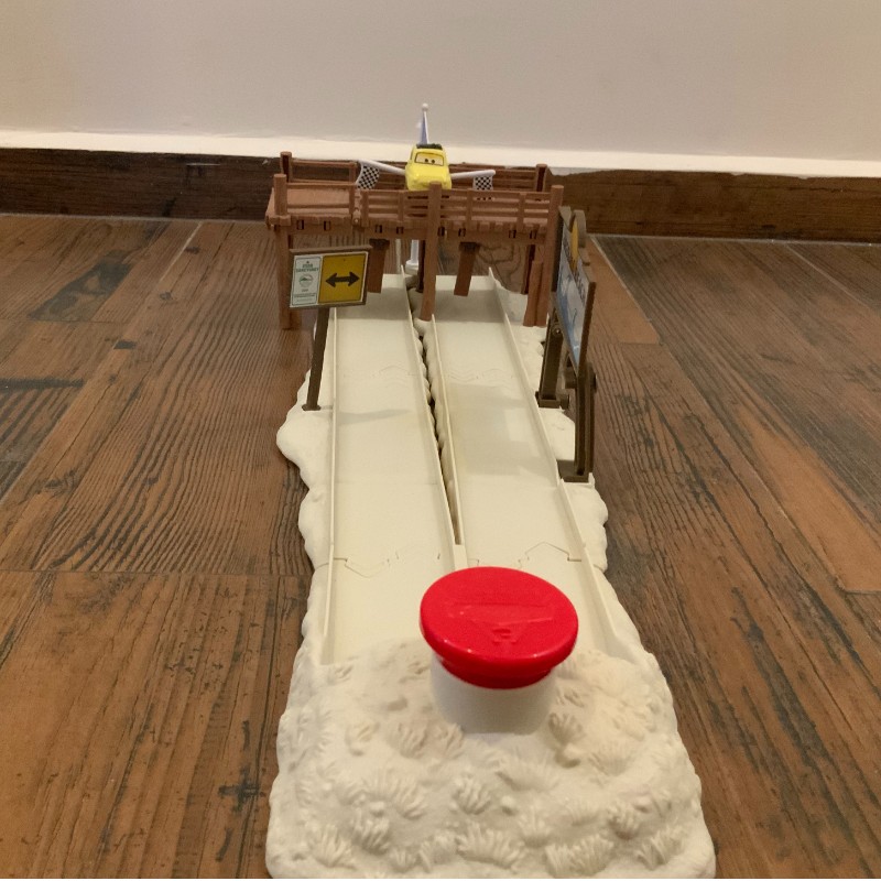 Hot Wheels + Cars pista playa